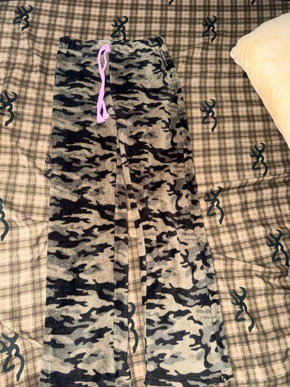 true by rue21 Fleece Pajama Pants Size XS Green Camo Pink Drawstring